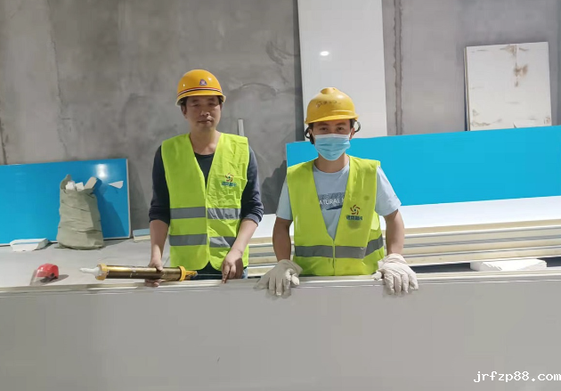 低温组合式冷库安装如何选择冷库保温板?_浩爽制冷 低温组合式冷库安装如何选择冷库保温板?_浩爽制冷